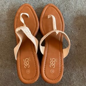 White summer wedge sandals size 10